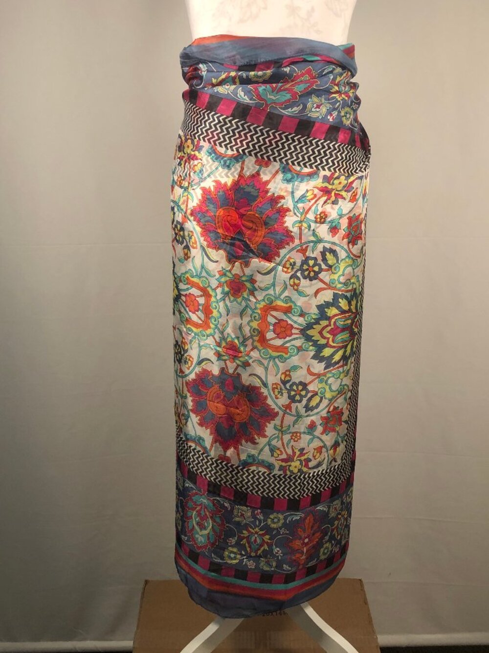 100% Silk Floral Paisley Wrap Shawl Scarf | Oversized Statement Wrap | 97" x 43" - Picture 9 of 15